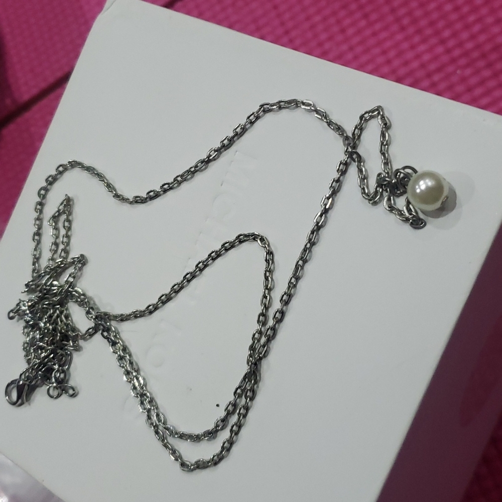 Necklace - Picture 4 of 4